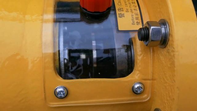 Гидравлический мембранный дозирующий насос с двойной головкой насоса