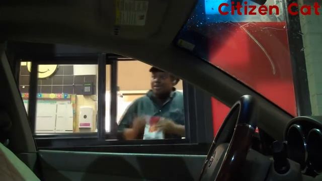 Невидимый водитель в МакАвто смотреть онлайн