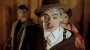 СССР. Аркадий Райкин. Работник советского сервиса. Кто сшил костюм?