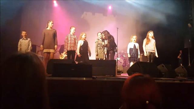 Ирина Дубцова Люби меня долго Концерт Петропавловск-Камчатский 16.04.2018 смотреть онлайн