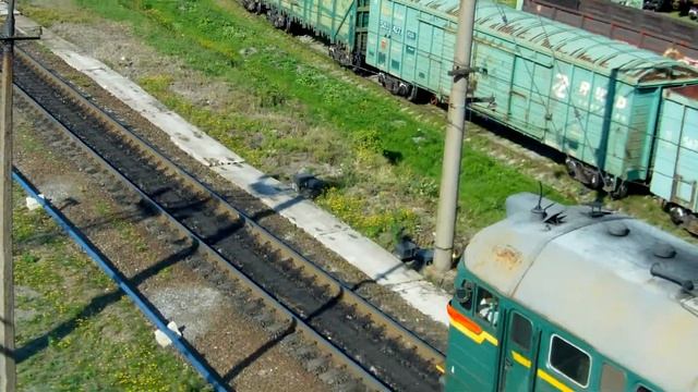 Тепловозы ТЭП70БС-020, ЧМЭ3-4400 и М62-1626 смотреть онлайн