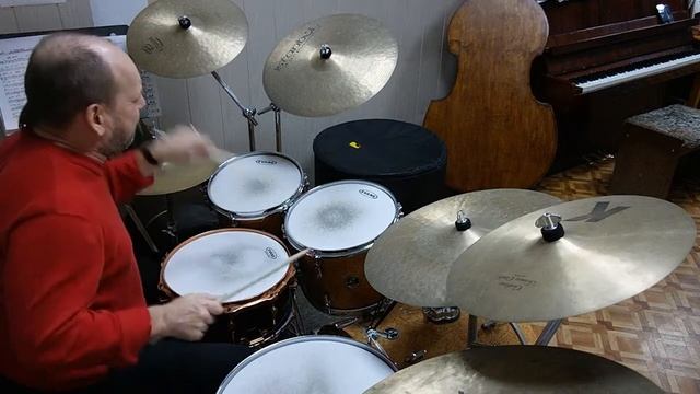 solo on drums - соло на барабанах. vanguard смотреть онлайн