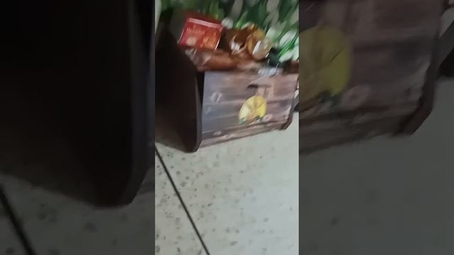 новогодняя ёлка и гирлянды очень ярко и красиво смотреть онлайн