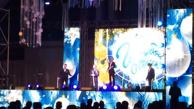 Мастерская театральных ремёсел г. Москва на Голубом огоньке 27.12.2016 смотреть онлайн