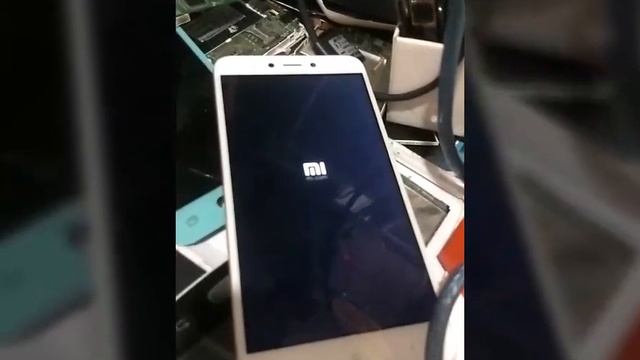 Buka pola redmi 4x/remove patern redmi 4x with mi pc suite смотреть онлайн