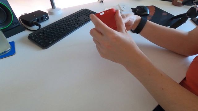 iPhone 12 mini Silicone Case with MagSafe: Unboxing and First Look! смотреть онлайн