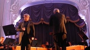 «Возле города Кронштадта». Поет Сергей Зыков.