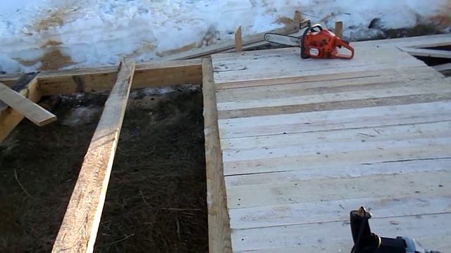 16.03.2017г. Строительство первого гостевого домика в Кубеинке смотреть онлайн