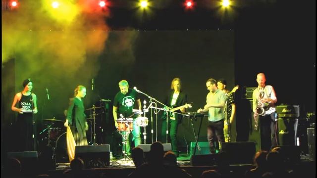 Карл_Хламкин_&_ДавайЗабухаемОркестр -Карнавал- «ЭтноМеханика» в "Космонавте"30/12/16 SPb. смотреть онлайн