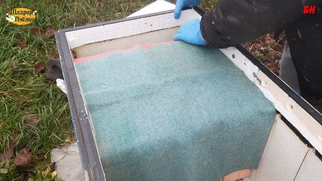 пчеловодство, поздняя осень, зимовка в улье лежаке много сырости и плесени смотреть онлайн