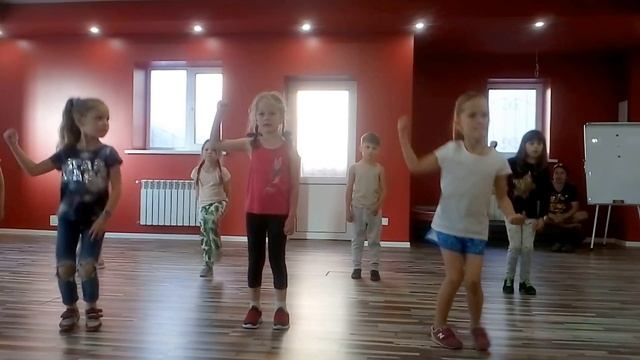 Тренировка по хип-хопу смотреть онлайн