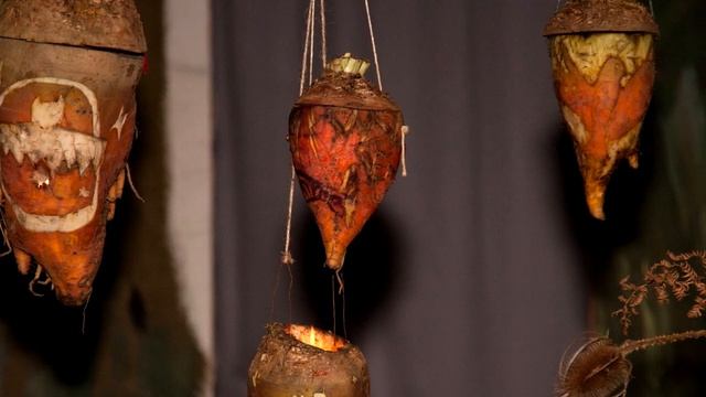 10 Unusual Halloween Traditions around the World смотреть онлайн