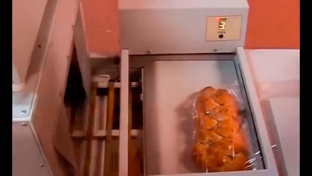 УПАКОВКА ХЛЕБА УПАКОВОЧНАЯ МАШИНА Россия Воронеж BREAD PACKAGING PACKING MACHIN смотреть онлайн