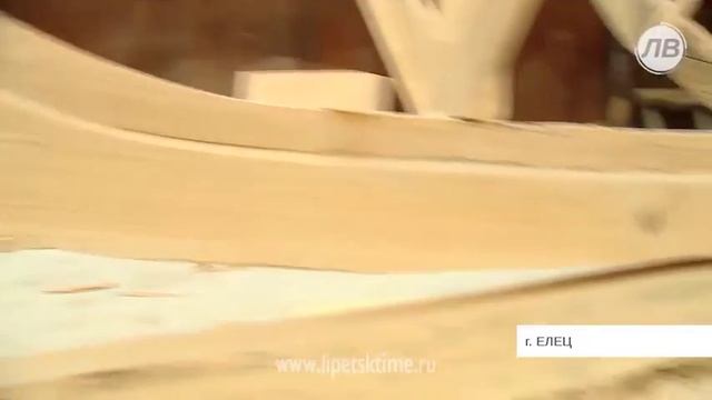 Елецкие реконструкторы строят самую крупную р... смотреть онлайн