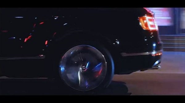 чëрный Rolls Royce