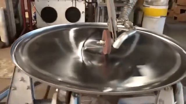 Шлифовка внутренней поверхности молочной емкости