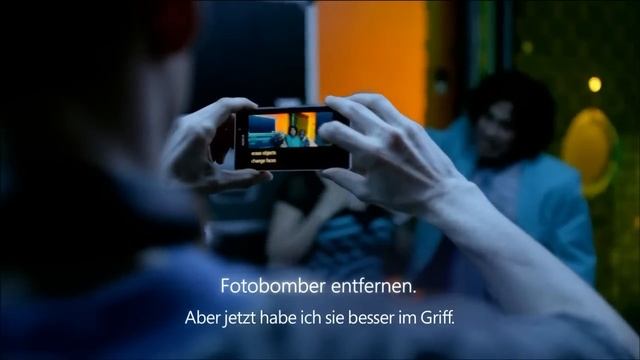 Nokia Lumia 925 - Werbung: Fotobomber - DJ Lazy Rich (Nachtfotos - Windows Phone | TV Spot - HD) смотреть онлайн