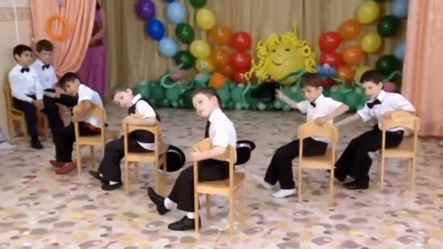 Танец крутых ребят! смотреть онлайн