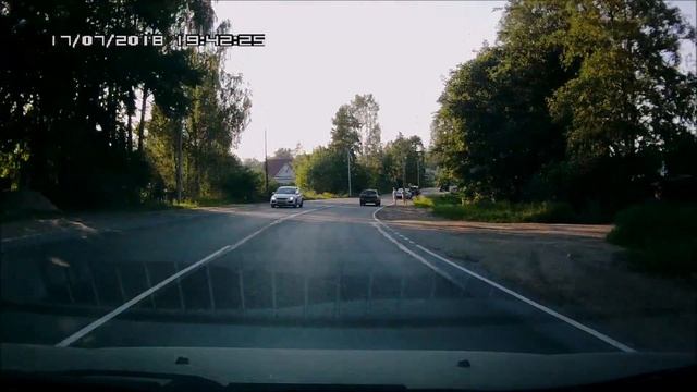 Когда у пешехода девять жизней, или как не надо переходить через дорогу смотреть онлайн