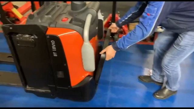 Тележка электрическая самоходная TOYOTA LPE 220