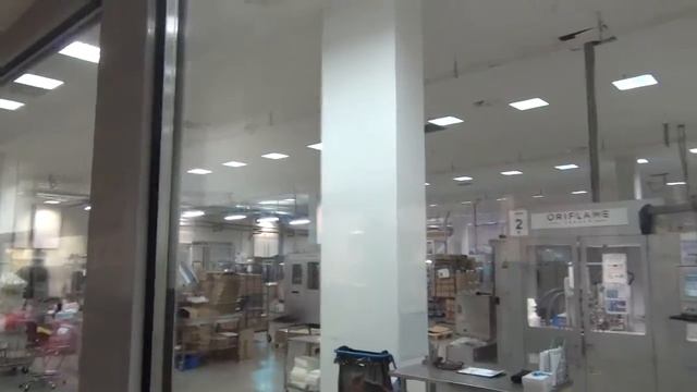 Путешествие на завод Орифлэйм смотреть онлайн