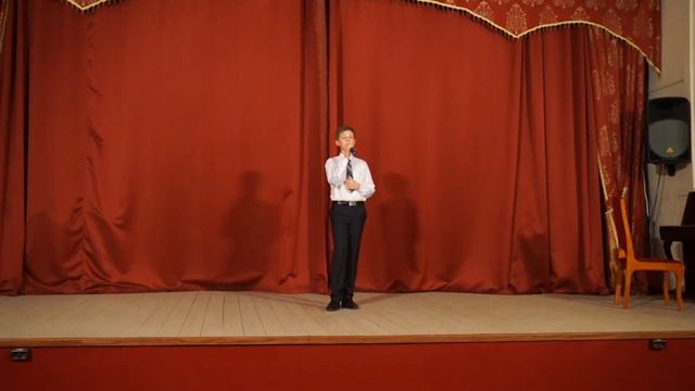 Опера №2 (Максим попробовал перепеть Витаса)