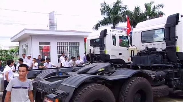 Sự kiện Tri ân khách hàng và giới thiệu xe mới jac tại Đắk Lắk 2 смотреть онлайн