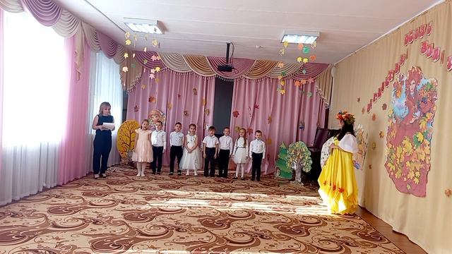 Осенний утренник подгот.гр. Капитошки