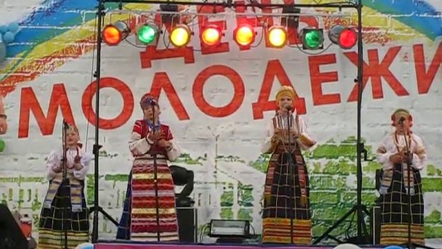 Детский фольклер..Народные песни смотреть онлайн