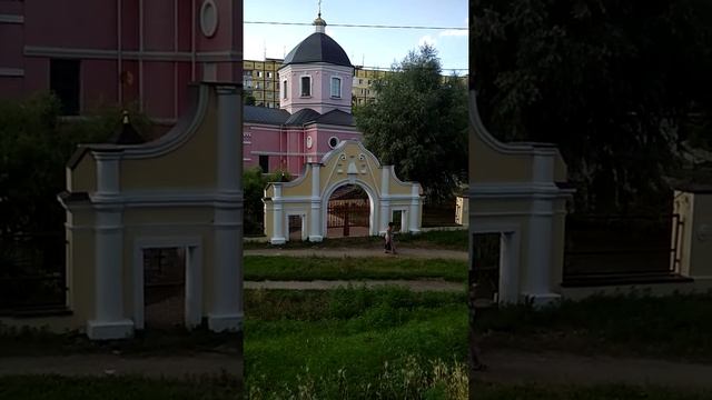 вход в церковь, щелкунчик смотреть онлайн