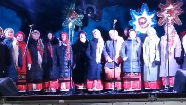 Народный хор "Джерело" - Щедрик, щедрик, щедрівочка смотреть онлайн