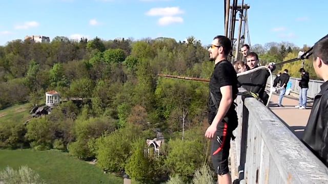 ROPE Jumping 3 мая 2011г., Житомир AK-47 J Jump #2 смотреть онлайн