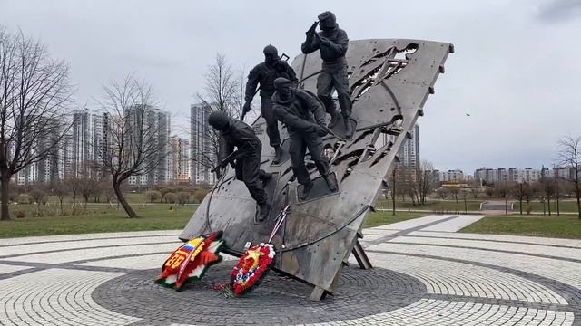 Парк Интернационалистов в Санкт-Петербурге смотреть онлайн
