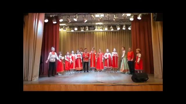 Видеоконцерт "Под флагом России", посвящённый Дню Государственного флага Российской Федерации смотреть онлайн