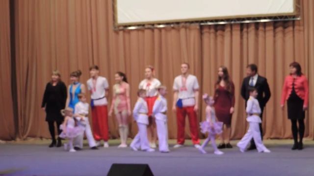 20 лет. Народная танцевально-цирковая студия "НАДЕЖДА" смотреть онлайн