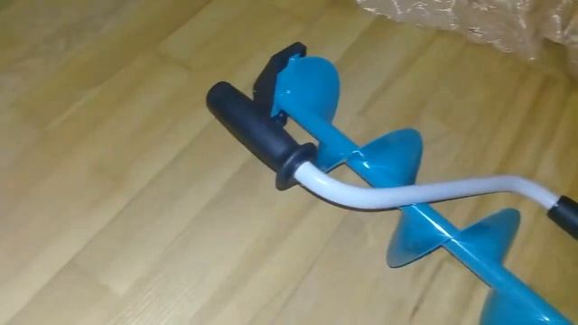 Ледобур от фирмы Тонар. смотреть онлайн