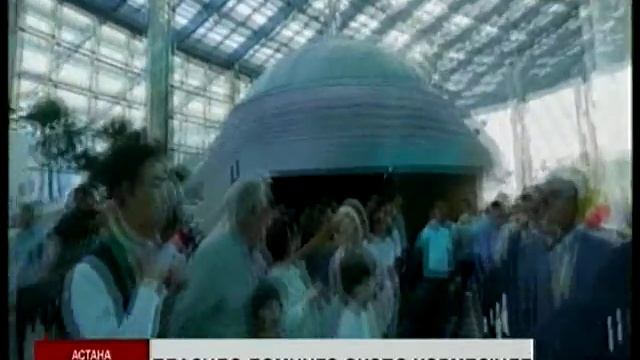 Әйгілі опера әншісі Пласидо Доминго ЭКСПО - 2017 көрмесін аралап көрді