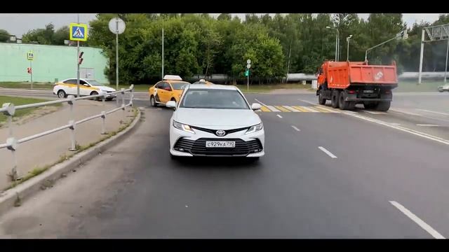 Toyota Camry 2021