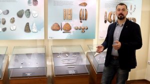 Выставка «Среди афонтовских древностей»: Археологические находки на Афонтовой горе