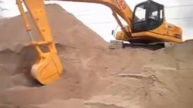 Экскаватор LiuGong CLG 925 D. Спецтехника из Китая!