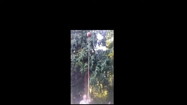 Man spinning a basketball 25 feet in the air on a stick смотреть онлайн