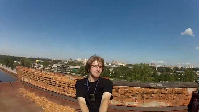 Денис вращает камеру смотреть онлайн