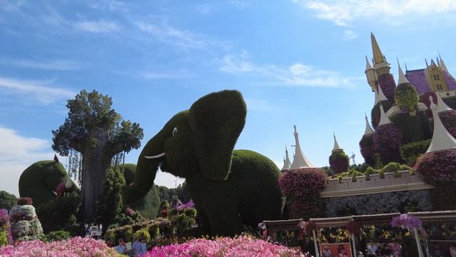 Dubai Miracle Garden \ Сад чудес в Дубае смотреть онлайн