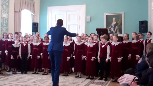 Выступление Средней группы в Геликон опере (Брамс)