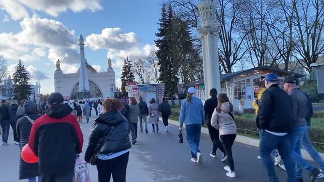 Kỉ Niệm ВДНХ Moscow 9/5/22 -3