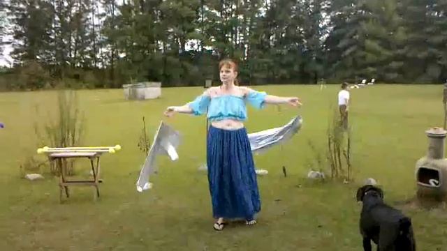 Amanda & Wendy spinning Flags at Lammas 8-1-10 смотреть онлайн