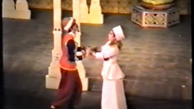 la baiadera, teatro Petruzzelli смотреть онлайн