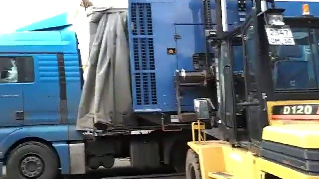 Поставка дизельного генератора SDMO D700 в шумозащитном кожухе