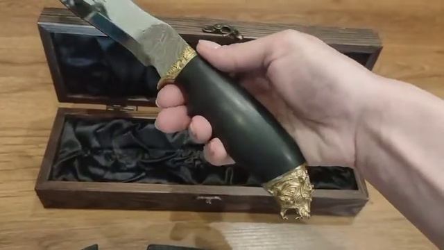 Подарунковий футляр для ножа