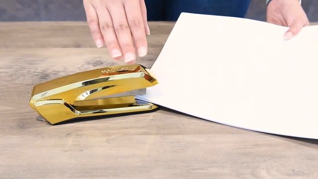 B210 Flat Clinch Stapler Metallic Purple смотреть онлайн